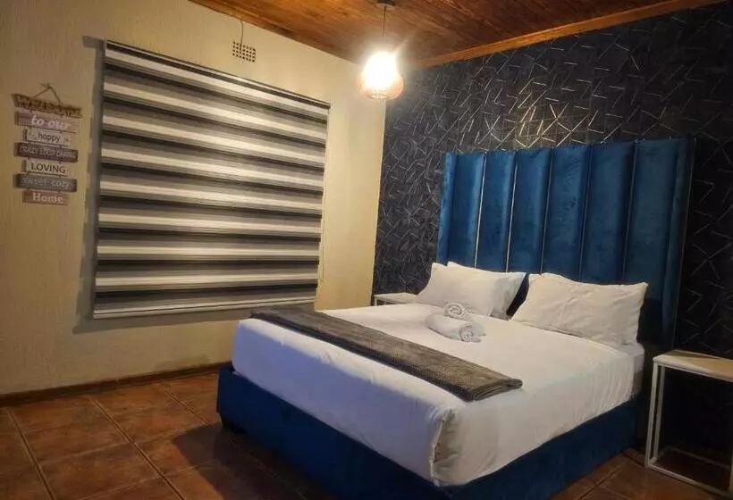 Aamiaismajoitus (B&B) Yello Guest House Graskop