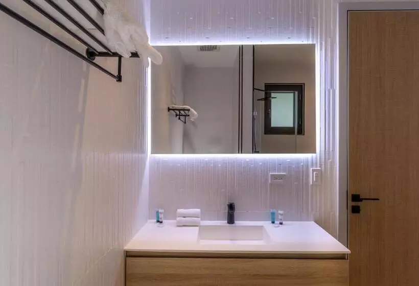 Bocobay Wariruri Condos