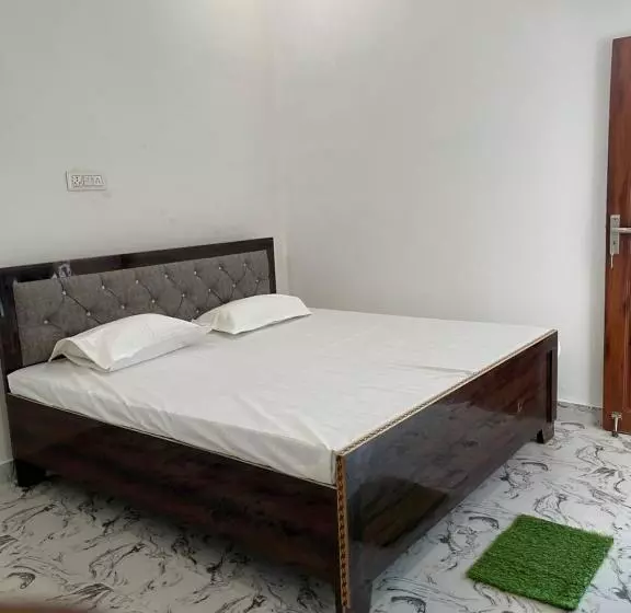 Hotel Ayodhya Dham