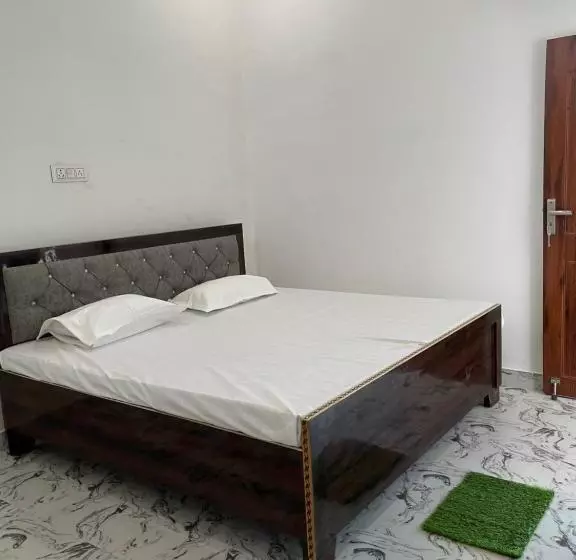 Hotel Ayodhya Dham