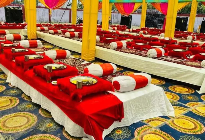 ホテル Bhagwati Palace