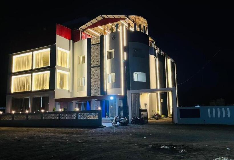 Hotel Bhagwati Palace