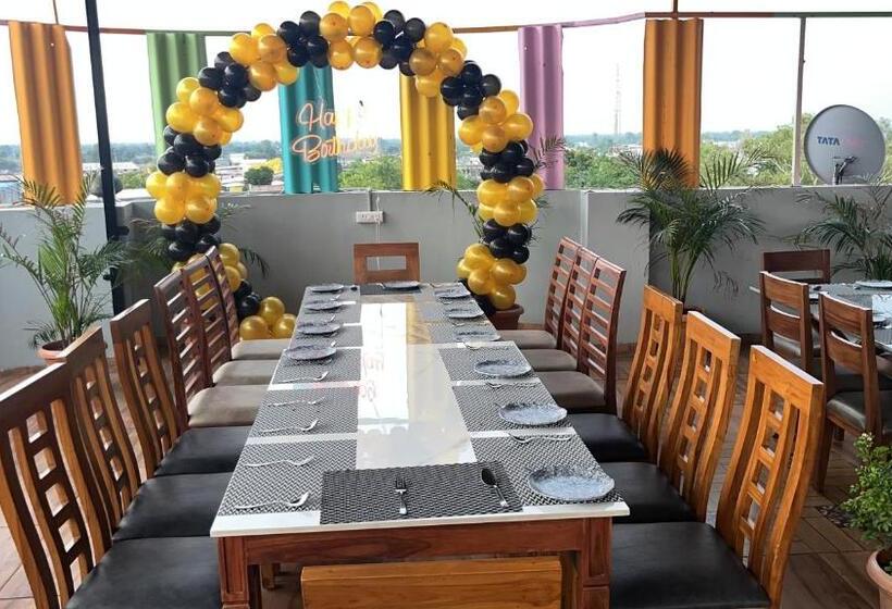 Hotel Bhagwati Palace