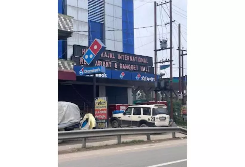 ホテル Kajal International Restaurant & Banquet Hall Bihar