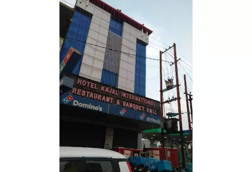 ホテル Kajal International Restaurant & Banquet Hall Bihar