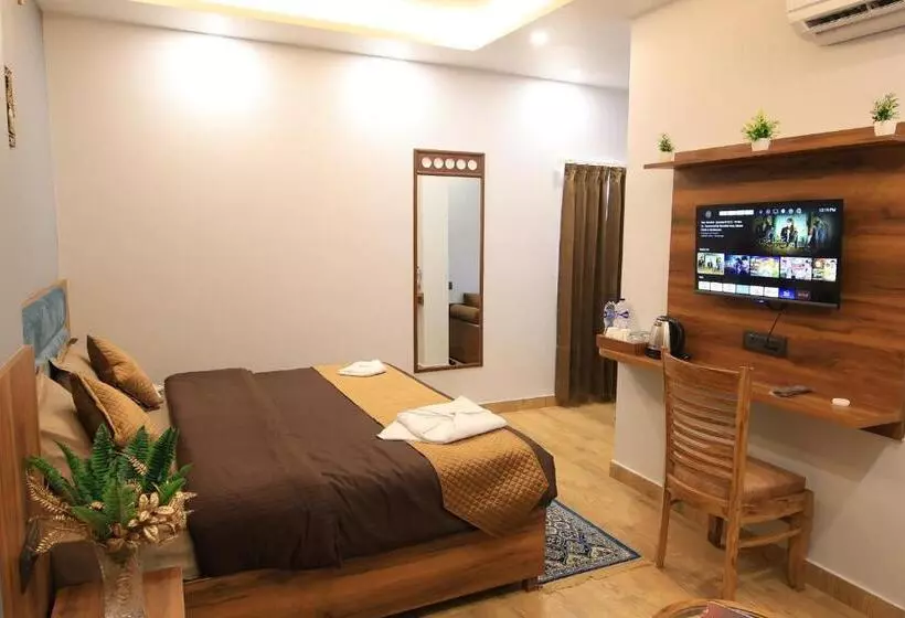 ホテル Mahadev Rishikesh