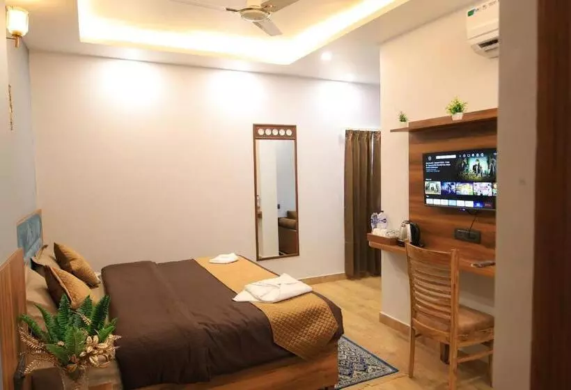 ホテル Mahadev Rishikesh