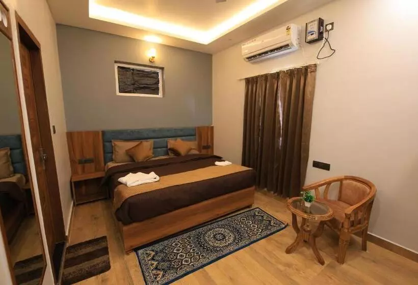 ホテル Mahadev Rishikesh