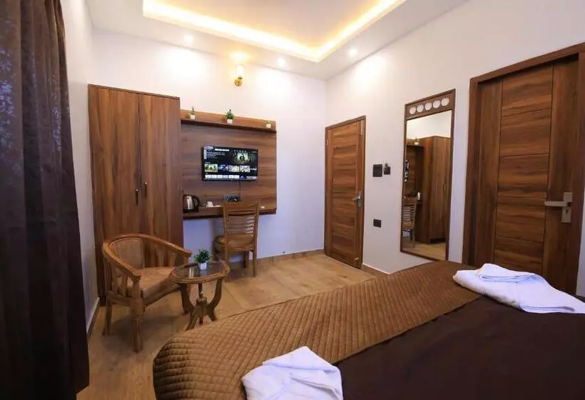 ホテル Mahadev Rishikesh