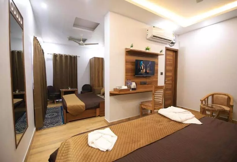 ホテル Mahadev Rishikesh