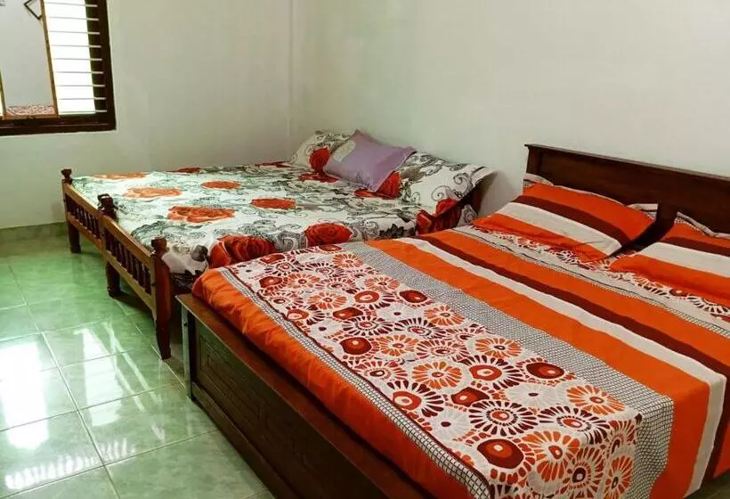 Hotelli Nallur Mylooran Arangam