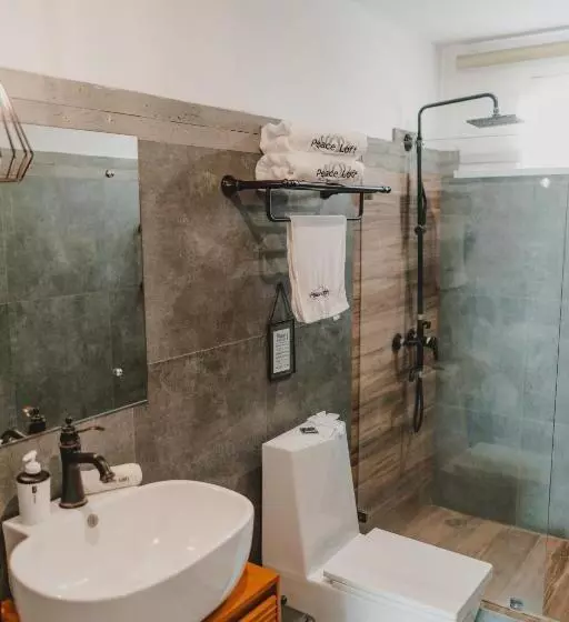 Hotelli Peace Lofts And Apartments