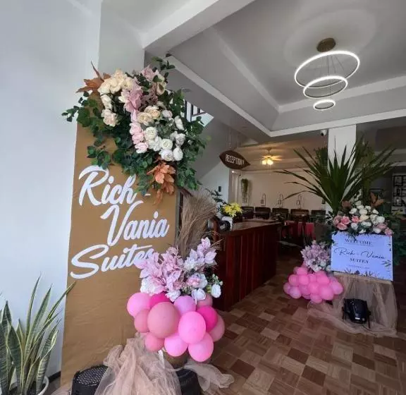 هتل Rich Vania Suites