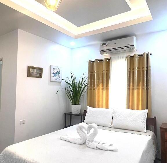 هتل Rich Vania Suites