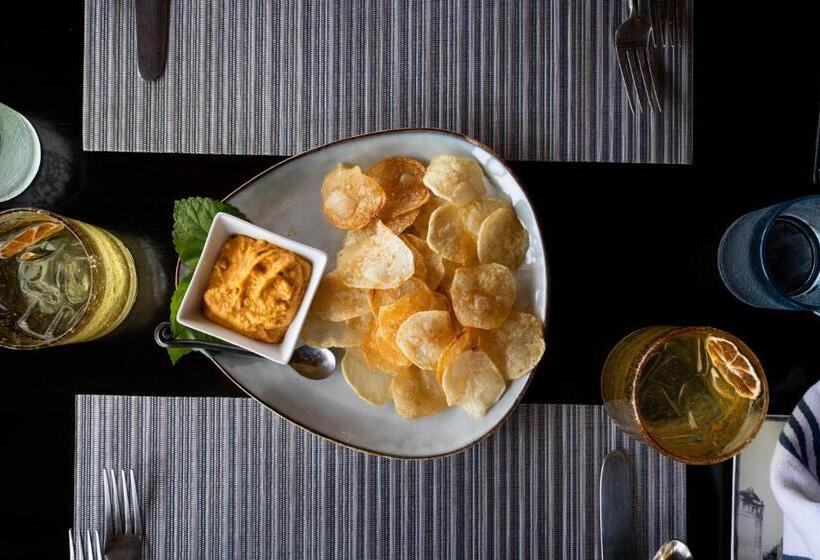 Hotel The Tranquilo Lodge, Adult Only, All Meals Included