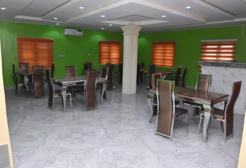 Mar Rok International Hotel & Suite