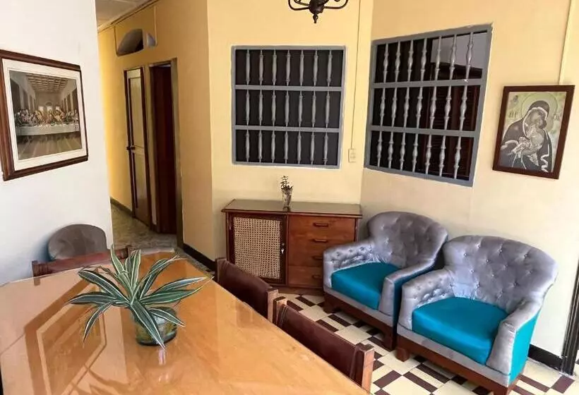 ペンション Casa Grande Hostal