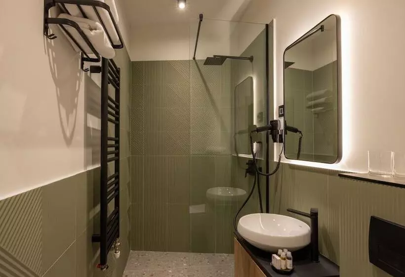 پانسیون Hop Inn Rooms & Suites