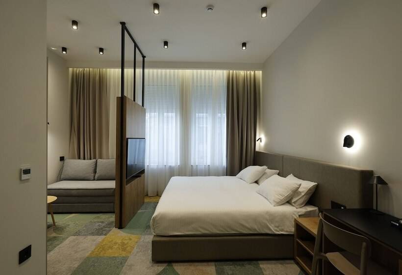 پانسیون Hop Inn Rooms & Suites