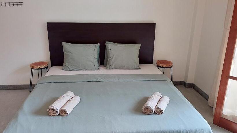 بنسيون The Native Weligama