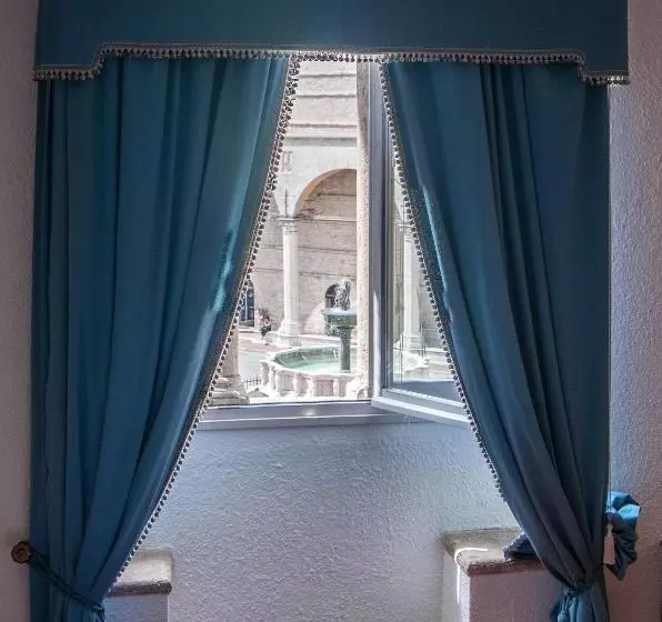 پانسیون Umbrian Concierge   Duomo Accommodations