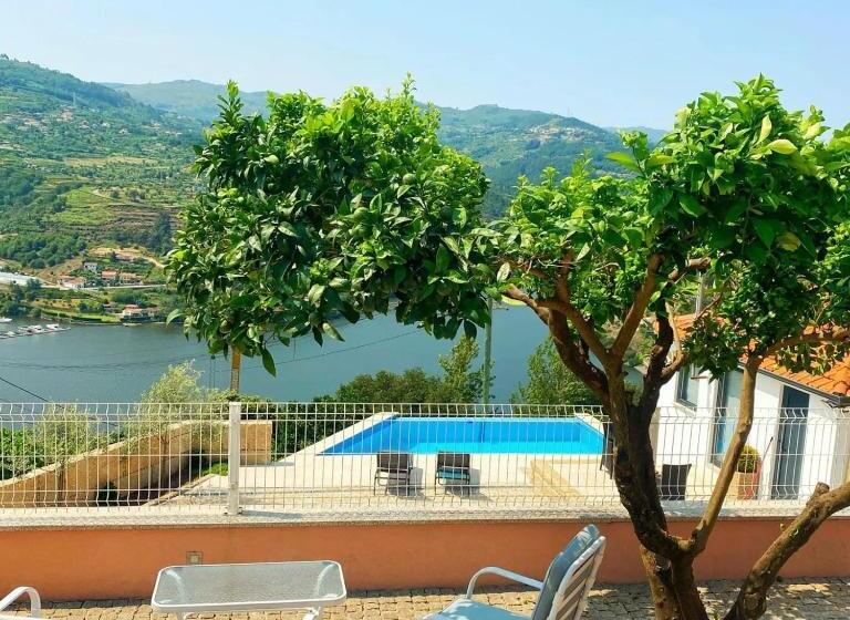 פנסיון Varanda Do Abelhal