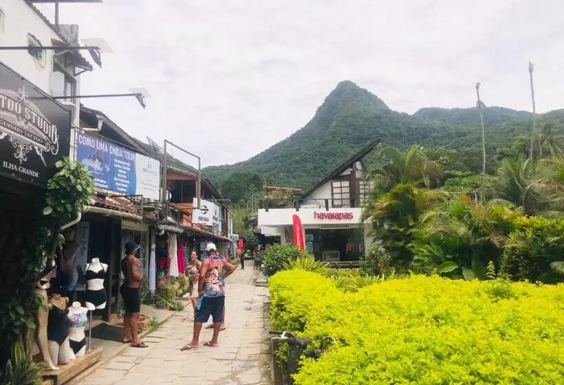 پانسیون Visual Do Abraão