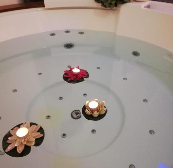 膳宿费 Yellow House Guest House