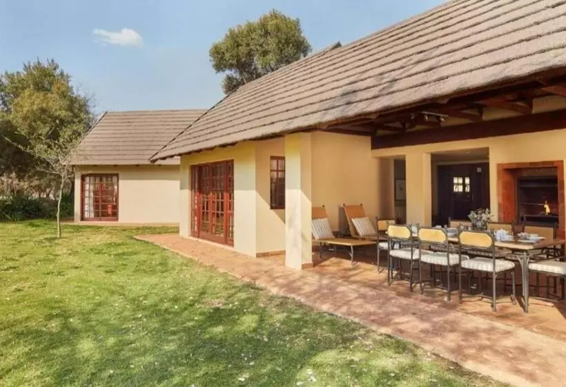 リゾートホテル Unit H011 Magalies Park Hartbeespoort