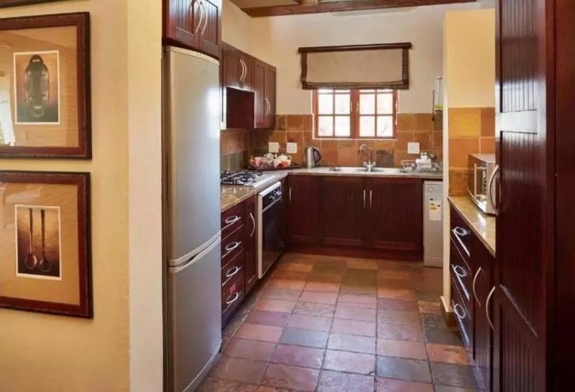 リゾートホテル Unit H011 Magalies Park Hartbeespoort