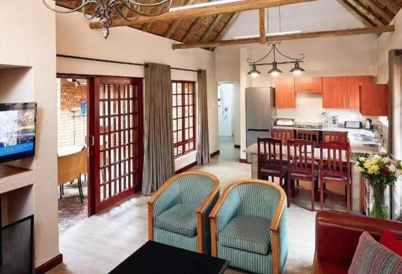 リゾートホテル Unit H011 Magalies Park Hartbeespoort