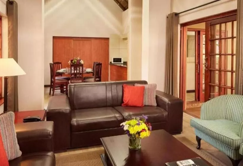 リゾートホテル Unit H011 Magalies Park Hartbeespoort