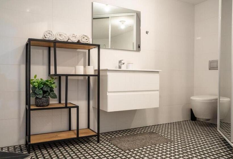 Sea Side Eilat Vacation Apartment