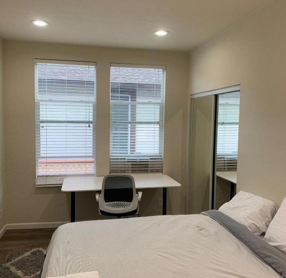 San Jose Shark House Unit 1