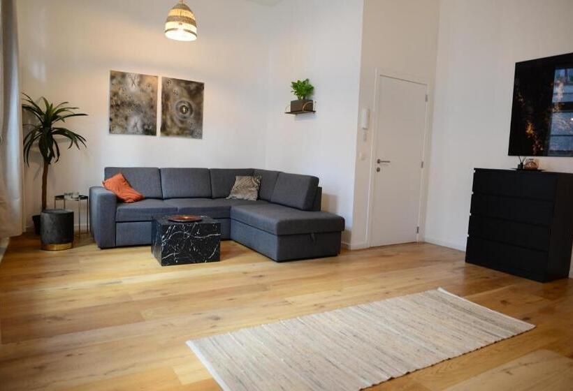 National City Apartments