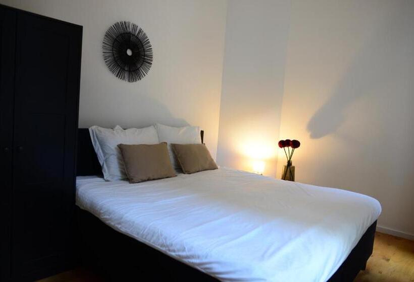 National City Apartments