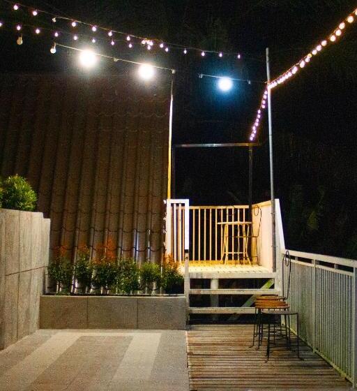 The Family Resthouse And Resort