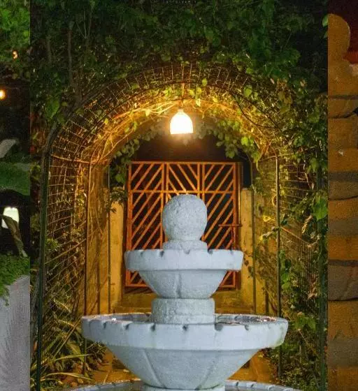 The Family Resthouse And Resort
