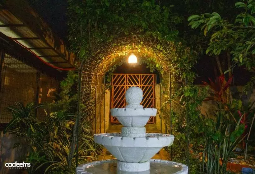 The Family Resthouse And Resort