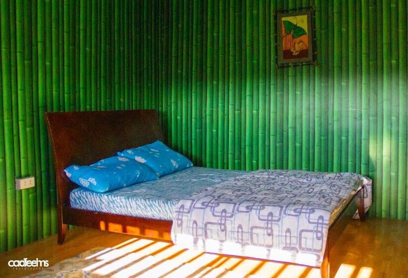 The Family Resthouse And Resort