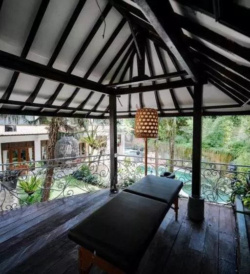 Retkeilymaja Sattva Yoga Retreat Villas