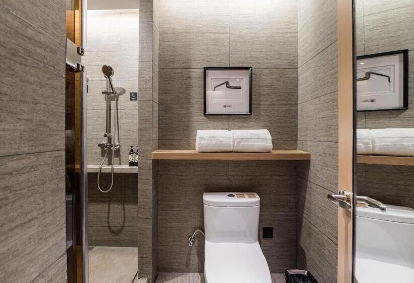 Atour Hotel Fuzhou Wusi Road Hot Spring Park