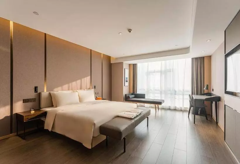 Atour Hotel Tianjin Binhai High Speed Railway Station