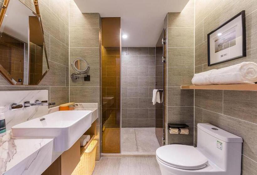 Atour Hotel Tianjin Binhai High Speed Railway Station