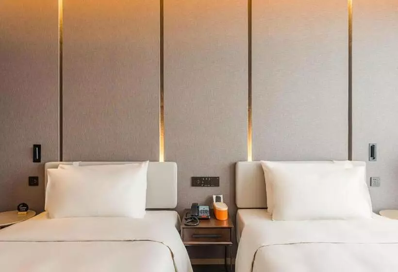Atour Hotel Tianjin Binhai High Speed Railway Station
