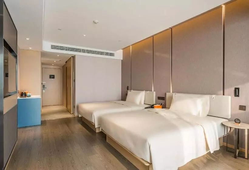 Atour Hotel Tianjin Binhai High Speed Railway Station