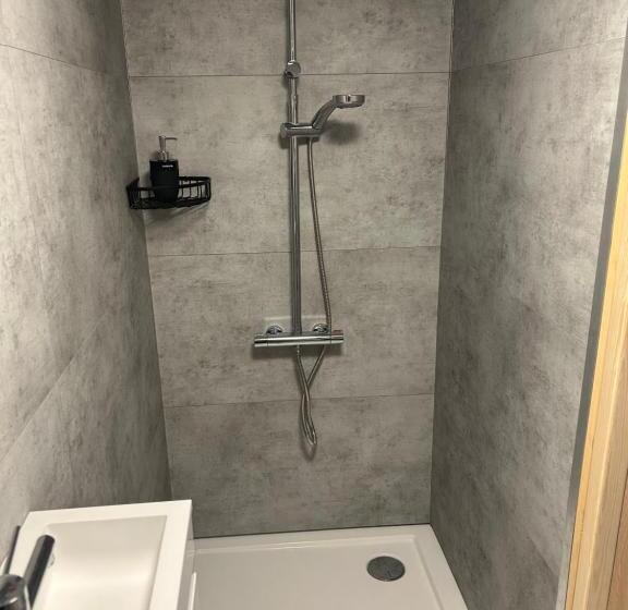 تختخواب و صبحانه Cosy@beauty