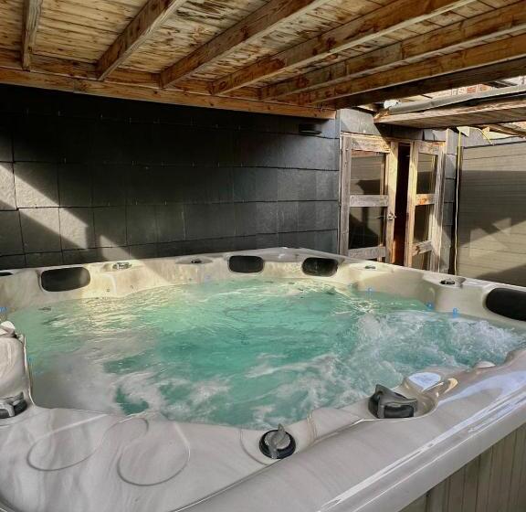 تختخواب و صبحانه Cosy@beauty