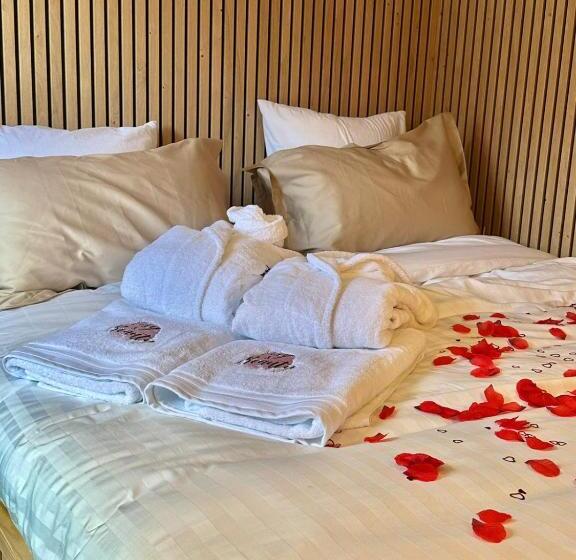 تختخواب و صبحانه Cosy@beauty