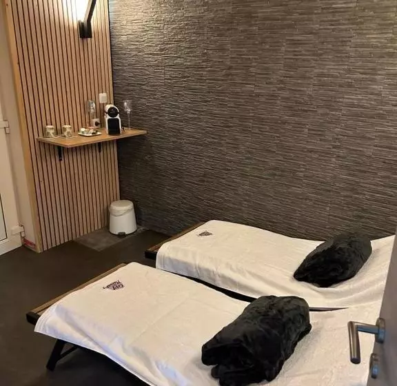 تختخواب و صبحانه Cosy@beauty